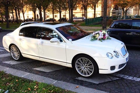 Paris Airports Pick-up in a Luxurious Bentley