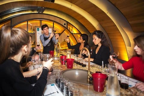 Taste and analyse wine like a professional !