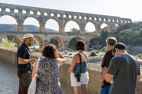 Provence Day Trip from Marseille : Baux, Pont du Gard, Avignon