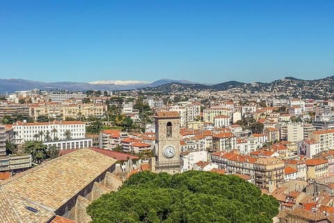 Historic Cannes: Exclusive Private Tour with a Local