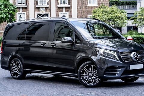 Private Transfer: Toulouse to Toulouse Airport TLS by Luxury Van