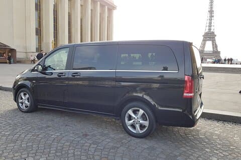 Private Chauffeur from Paris to Charles De Gaulle Airport