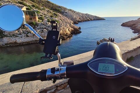 E-motorbike virtual guided tour in Marseille