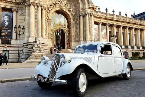 5 Hours Paris Tour in Vintage Car & Crazy Horse with CDG Transfer