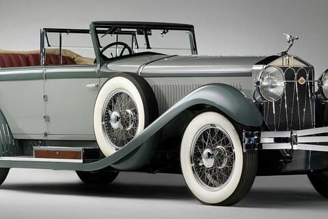 Private Vintage Car with "Montmartre"area in Paris &CDG Transfers