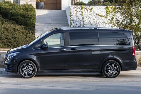 Arrival Transfer: MRS Airport to Marseille by Luxury Van