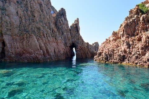 Small Capo Rosso arch