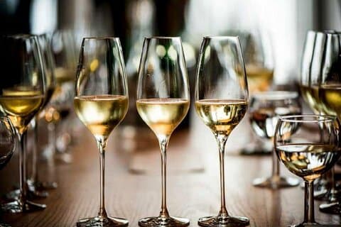 Private Champagne Day Trip from Paris with 7 Tastings & Lunch