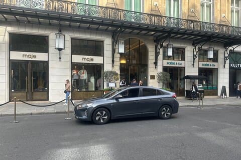 PARIS