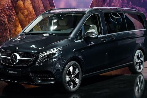 Private One-Way Transfer from Grenoble to Zermatt (Tasch)