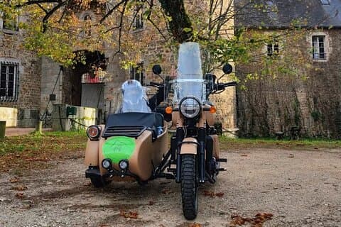 vintage sidecar ride in Auvergne