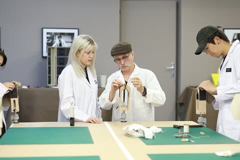 Le Krea-Leather Craftmenship Workshop