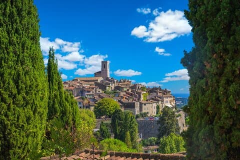 Full Day West Coast Tour: Medieval Villages & Scenic Views