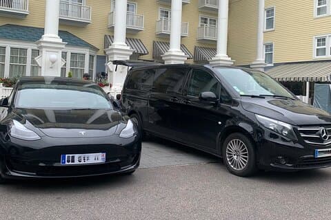 Private Transfer ORY/CDG Airport  Disney - One Way