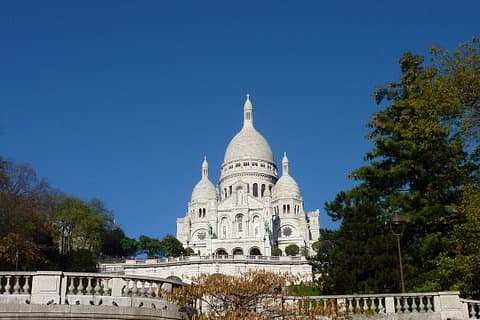 Paris City and Louvre Museum Small Group Shared Tour