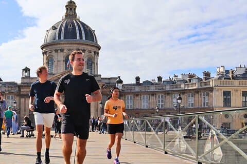 Run the Paris Main Sights with a Local: 8K Group Running Tour