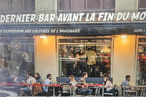 Dernier Bar Avant la Fin du Monde
