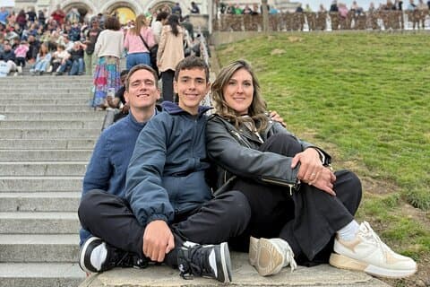 Private Paris Tour from the Airport in Spanish