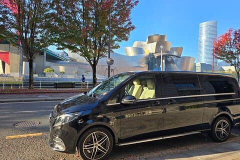 Private transfers between Biarritz and Bilbao