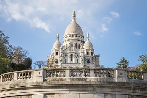 Montmartre Hidden Gems and Scenic Highlights Guided Walking Tour