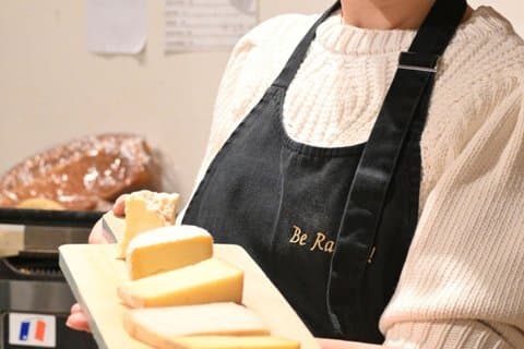 Nice: cheese tasting and cold cuts