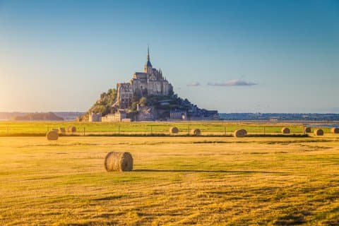 D-Day & Mont-Saint-Michel in a Day | Private Tour from Le Havre