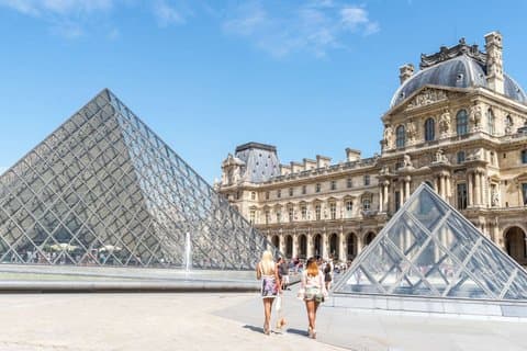 Louvre Museum 1H Express Guided Tour