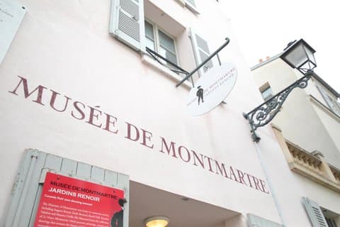 Full Tour of Montmartre and Guided Museum Tour