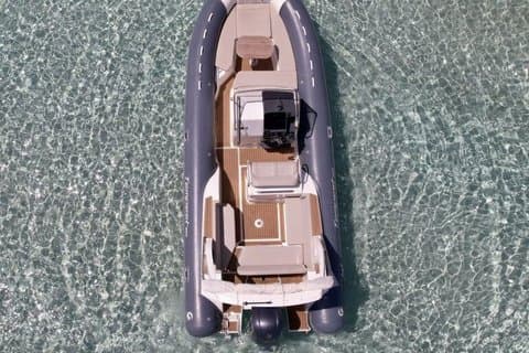 Private cruise Lavezzi Islands exclusive caves and swimming