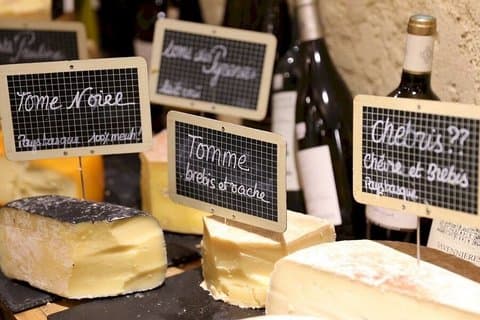 Unlimited Cheese and 3 Glasses of Wine in Bordeaux