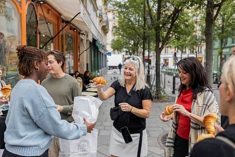 Paris: Le Marais Private Guided Food Tour with 10 French Tastings