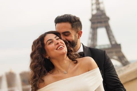Professional and Private Paris Photoshoot Session