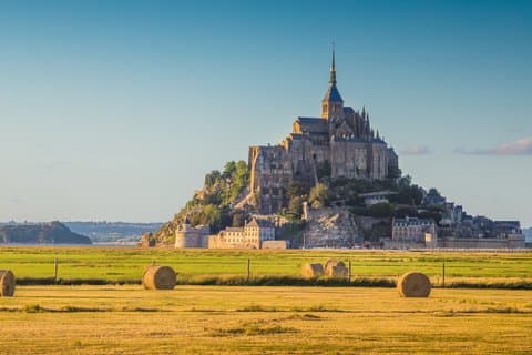 Mont Saint-Michel with Local Guide & Crepe Lunch | From Cherbourg