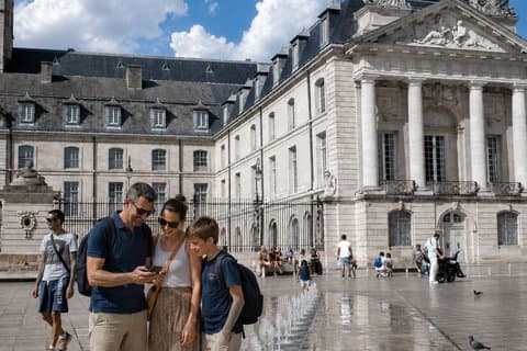 Dijon Scavenger Hunt & Highlights Self-Guided Walking Tour