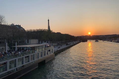 Paris Seine Dinner Cruise and Moulin Rouge with Private Driver