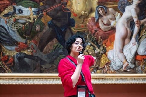Paris Louvre Museum Private Highlights Tour with Included Ticket
