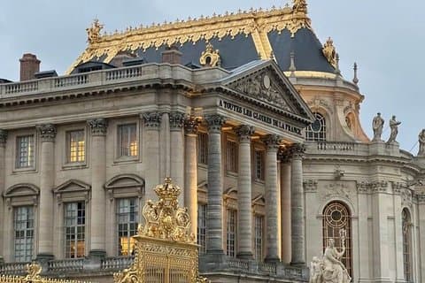 Versailles from Paris by private vehicle with flexible hours