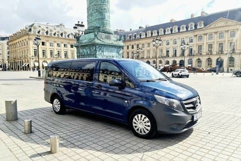 Private Transfer Airoport CDG Orly to Disney by Minivan 7pax