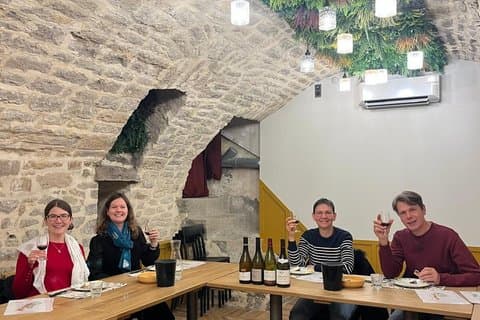 Burgundy Wine Tasting in Dijon – 5 Wines & French Bites