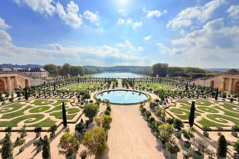Versailles Palace and Gardens Exclusive Private Guided Tour