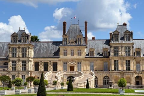 Fontainebleau Palace & Barbizon Artists Village Small Group(2-4)
