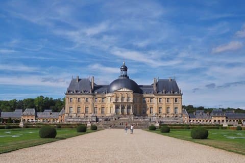 Royal France Tour Fontainebleau and Vaux le Vicomte