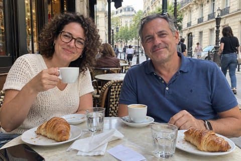 3 Sides of Paris in 6 Hours Private Tour with Coffee and Pastry