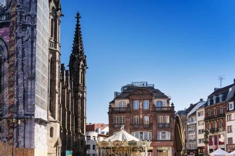 Hello Mulhouse: Private 2-Hour Intro City Walk with Local Guide