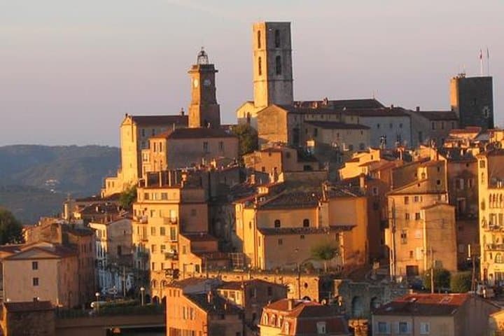 Cannes Shore Excursion: Private Half-Day Trip to Cannes & Grasse