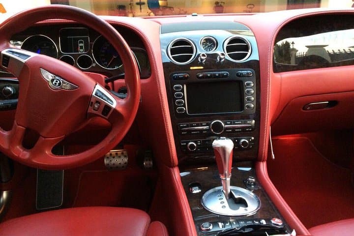 Paris Airports Pick-up in a Luxurious Bentley