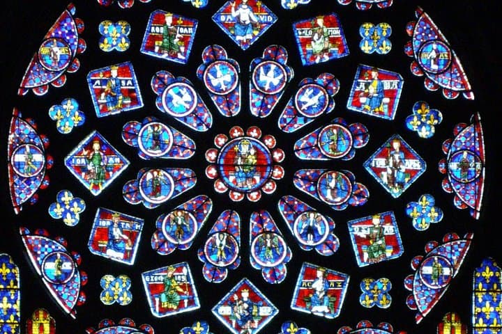 Discover Chartres Cathedral and its original stained glass.
