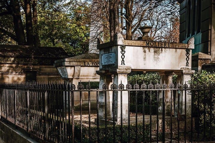 Pere Lachaise Cemetery Walking Tour Semi Private 12ppl Max