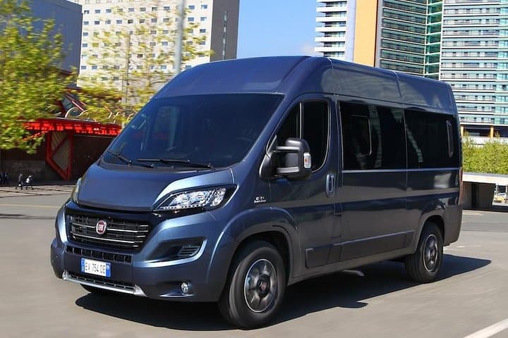 Luxury Maxi Van