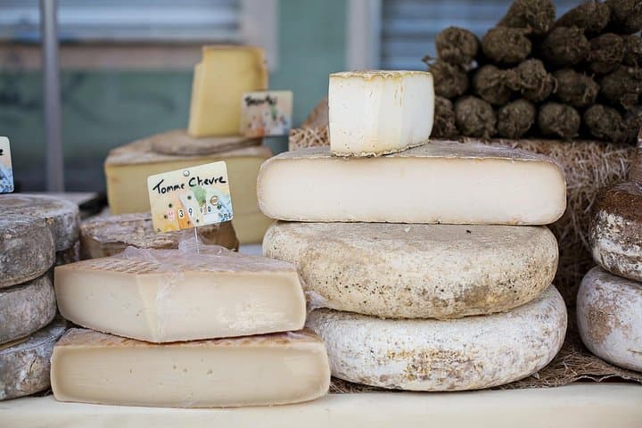 Paris Wine and Cheese Private Experience